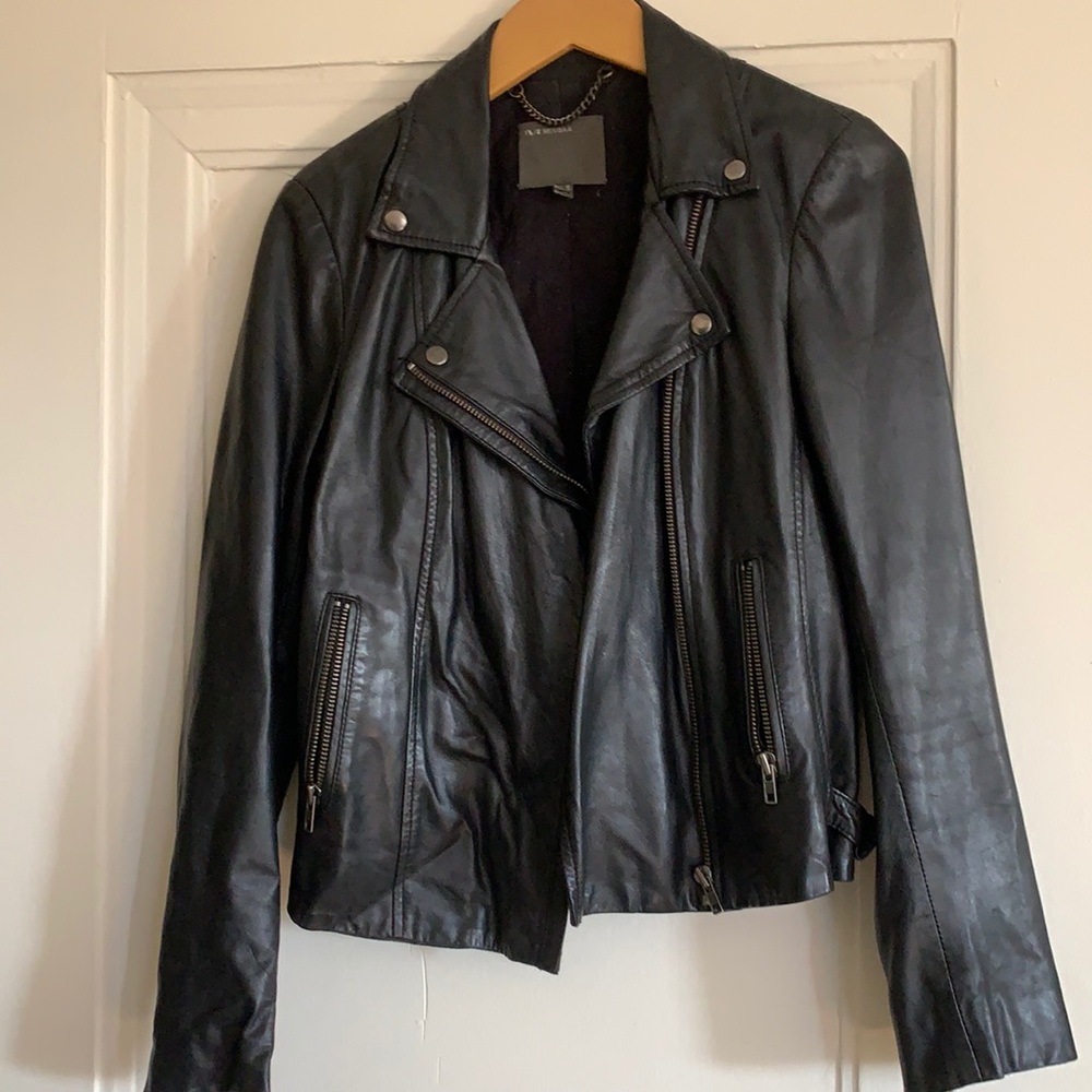 Black leather jacket ❤️